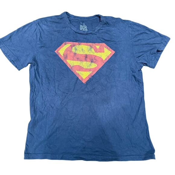 Vintage Tees - GAP Superman Logo Graphic Tee*SZ L - Picture 1 of 5